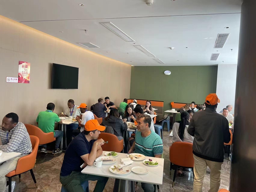 1727078269737021200.jpg 1727078269737021200.jpg